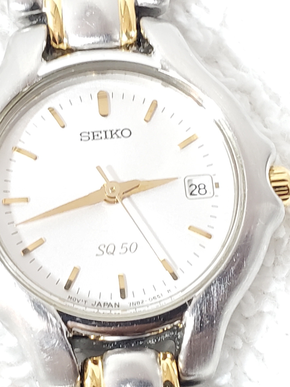 Seiko SQ 50 Vintage Women's Date Quartz Watch Stainless Steel Gold Tone
